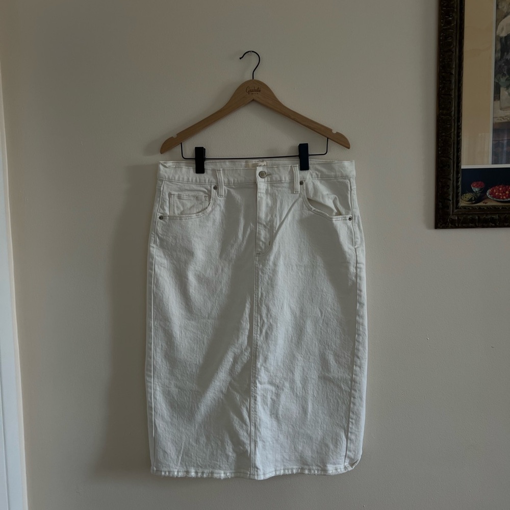 Elegant White Denim Skirt